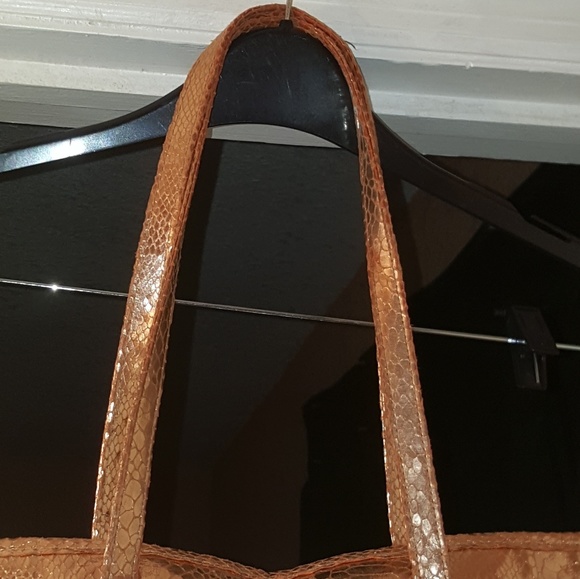 Tote - Picture 7 of 7